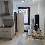 Cosy Engyh House 3 * Dour