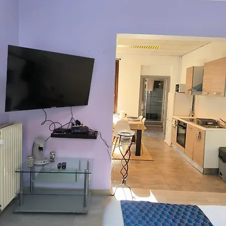 Cosy Engyh House 3