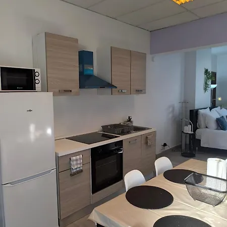 Engyh House2 Apartment Dour