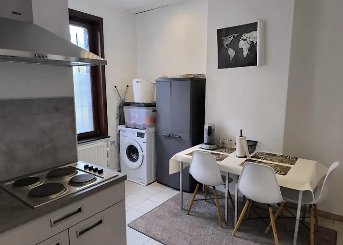 Cosy Engyh House 3 Dour